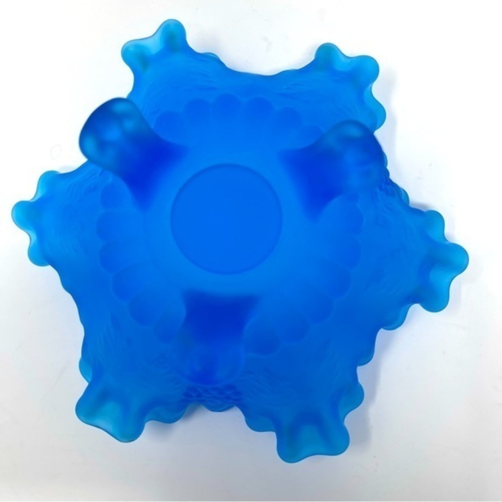Westmoreland Blue Mist Glass‎ Paneled Grape Crimped Footed Candy Dish Vintage - Picture 6 of 8